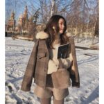 Mishow-2019-Women-New-winter-clothing-thicken-woolen-jacket-female-Korean-version-of-the-short-loose-Plaid-woolen-coat-MX18D9536